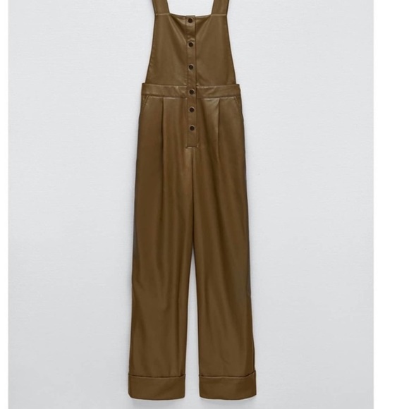 NWT! Zara Faux Leather Long Jumpsuit. Color Khaki. Size: XS. Gold Snap Buttons - Picture 3 of 16